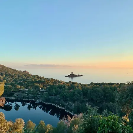 Les Oliviers De L'esterel Apartmán Saint-Raphaël