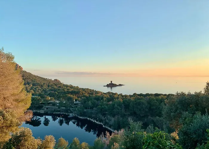 Les Oliviers De L'esterel Apartment Saint-Raphaël